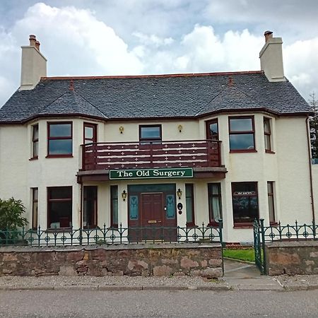 Old Surgery Guest House Ullapool Eksteriør billede
